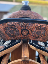 Load image into Gallery viewer, The Free Bird Saddle