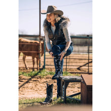 Load image into Gallery viewer, Lucky Chuck Get Western B/W