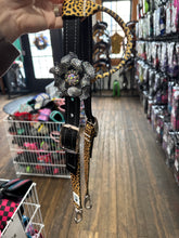 Load image into Gallery viewer, Flower Concho Headstalls