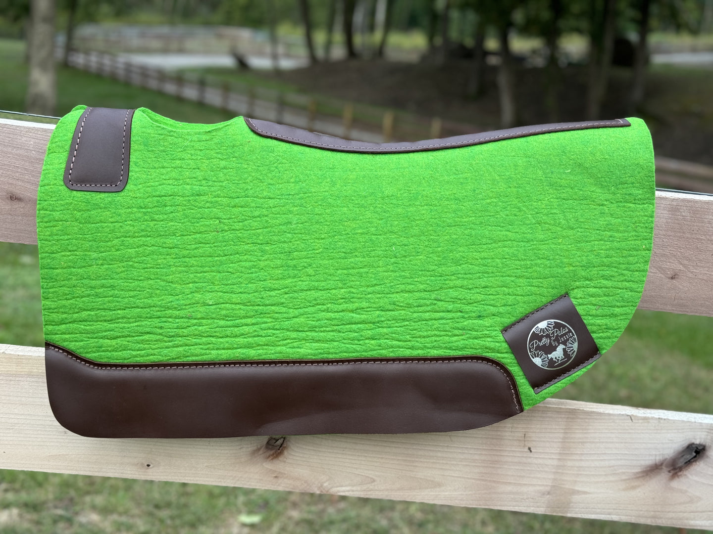 Lime Round Saddle Pad