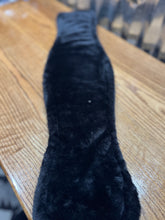 Load image into Gallery viewer, Black Fleece Contour Girth