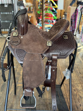 Load image into Gallery viewer, Wenden Aztec Lightweight Saddle