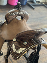 Load image into Gallery viewer, The Gracie Lightweight Saddle