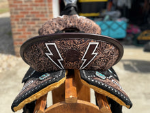 Load image into Gallery viewer, Black Thunderstruck Spinal Relief Saddle