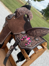 Load image into Gallery viewer, Pink Squashing Betty’s Leather Saddle