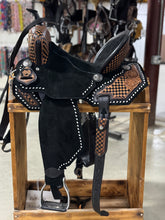 Load image into Gallery viewer, Fearless Check Mate Saddle