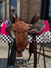 Load image into Gallery viewer, The Katniss Pencil Roll Leather Saddle
