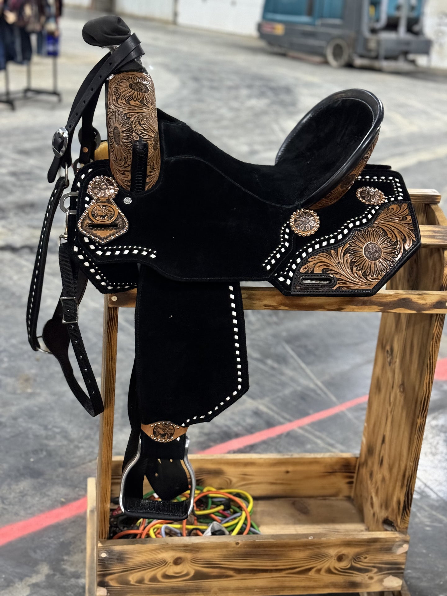 The Molly Lightweight Saddle