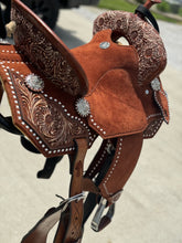 Load image into Gallery viewer, YOUTH Light Oil Penelope Lightweight Saddle