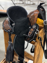 Load image into Gallery viewer, Fearless Check Mate Saddle