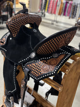 Load image into Gallery viewer, Fearless Check Mate Saddle