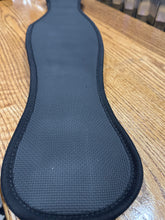 Load image into Gallery viewer, Black Neoprene Contour Girth