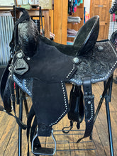 Load image into Gallery viewer, The Black Tulip Leather Saddle